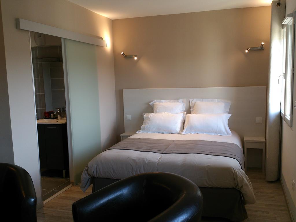 Hotel Les Petits Oreillers Saint-Martin-dʼArdèche Ruang foto