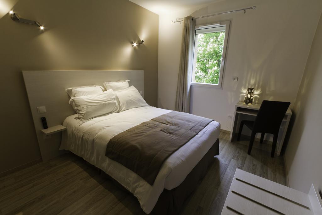 Hotel Les Petits Oreillers Saint-Martin-dʼArdèche Ruang foto